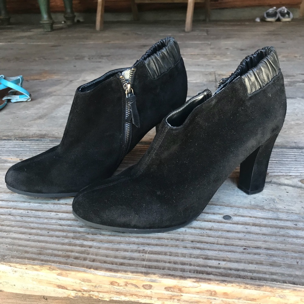 Black LOFT booties